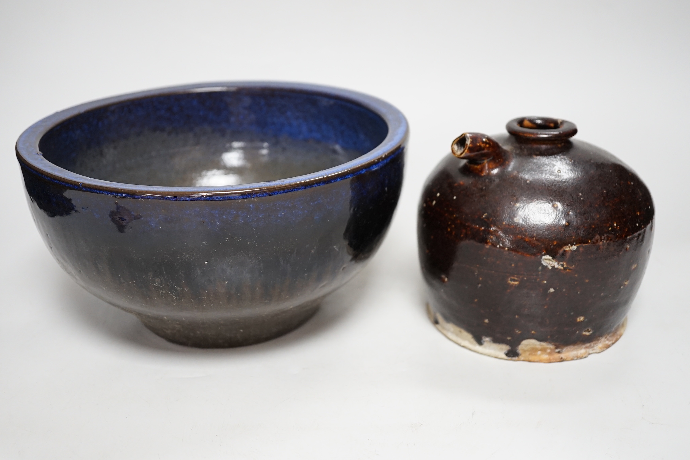 A Chinese jun-type planter and a Japanese pottery vessel, plant jar 24cm diameter                                                                                                                                           