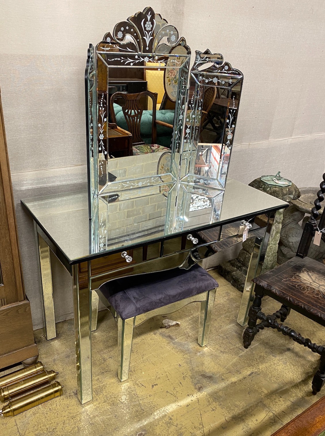 A contemporary Venetian style mirrored dressing table with triple mirror and stool, table width 110cm, depth 57cm, height 78cm                                                                                              