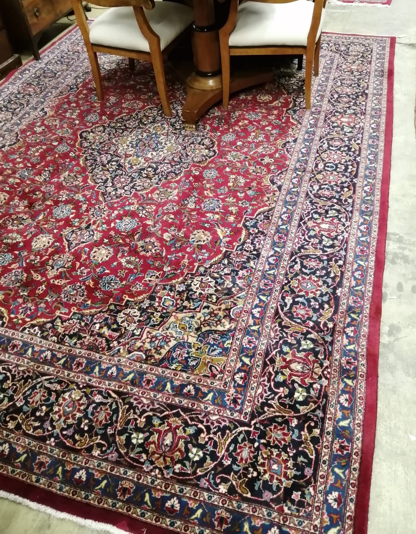 A Kashan carpet, 340 x 250cm                                                                                                                                                                                                