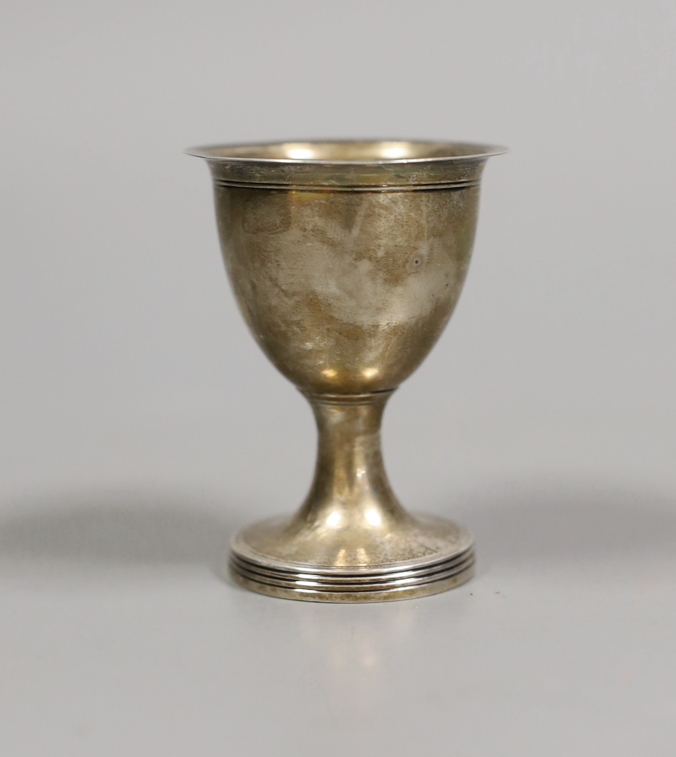 A George III silver egg cup, makers P,A & W Bateman, 1802, 1.1oz                                                                                                                                                            