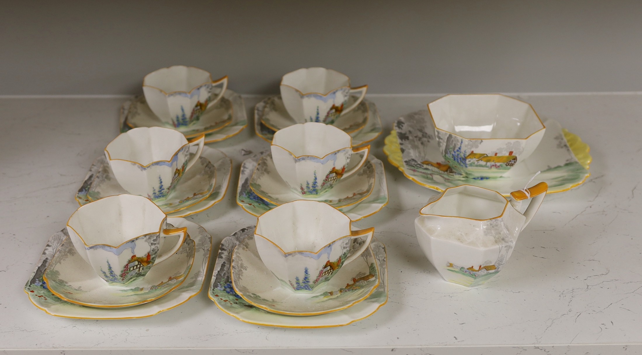 A Shelley Queen Anne Cottage 2 11621 part tea set                                                                                                                                                                           
