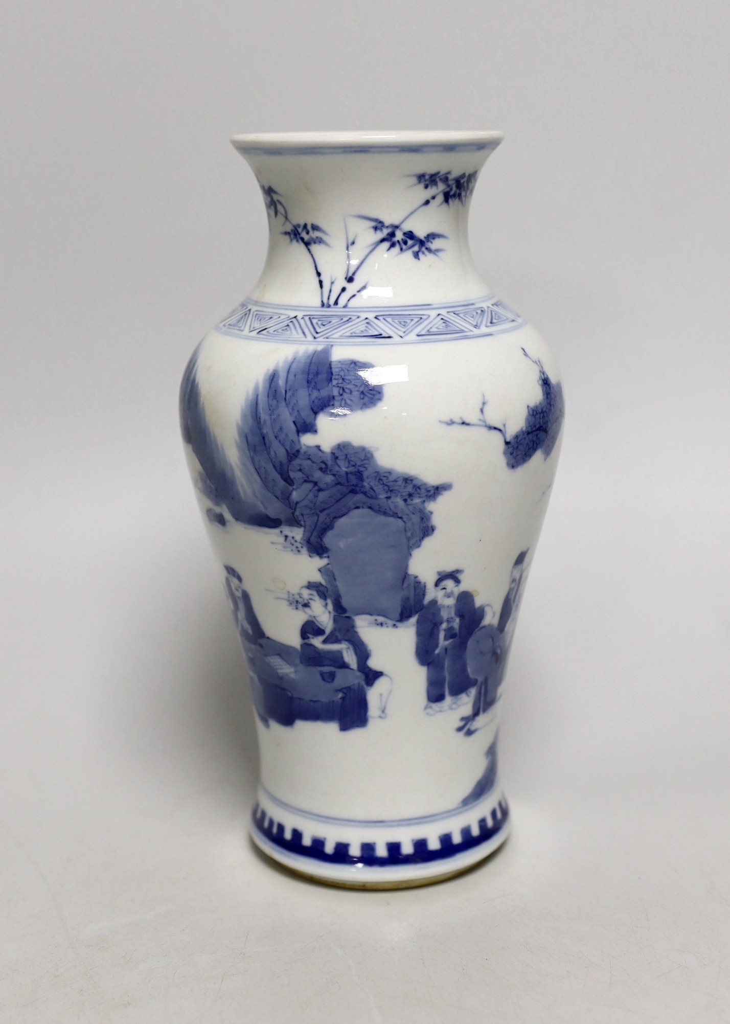 A Chinese blue and white vase, 20cm                                                                                                                                                                                         
