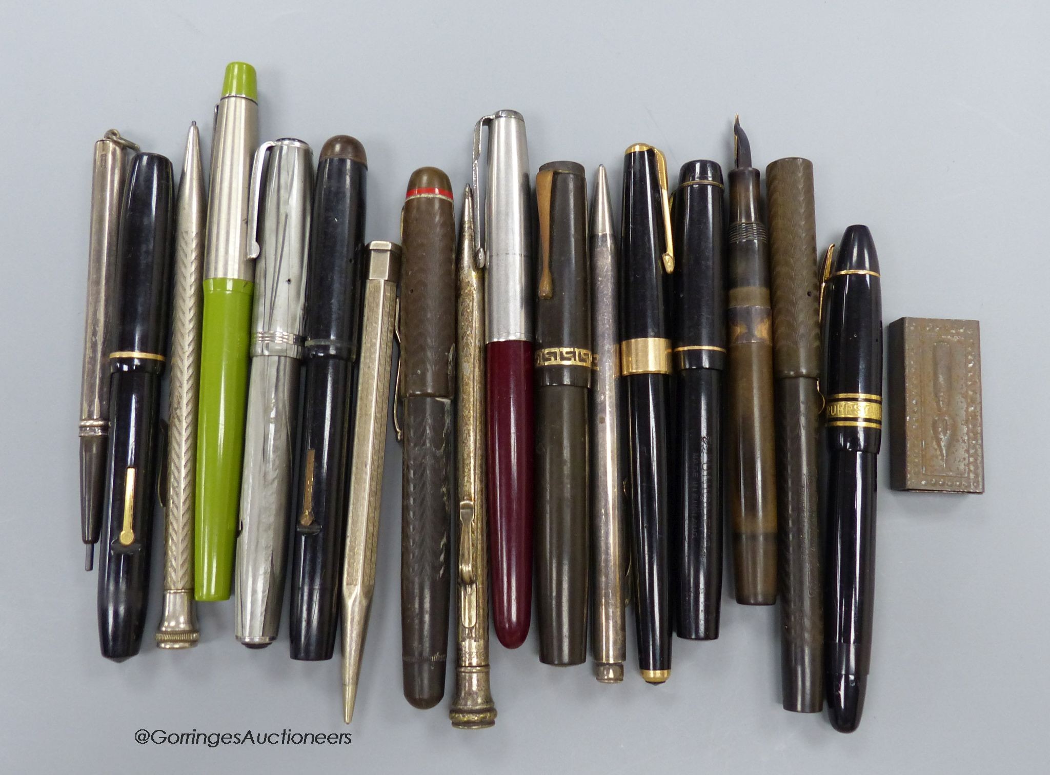 A collection of fountain pens and a 14ct gold nibb                                                                                                                                                                          