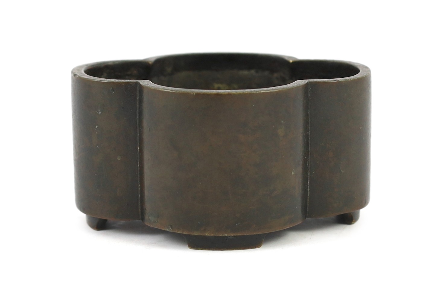 A Chinese quatrefoil shaped bronze censer, 17th/18th century, Qinxhu two character seal mark, 11.3cm wide                                                                                                                   