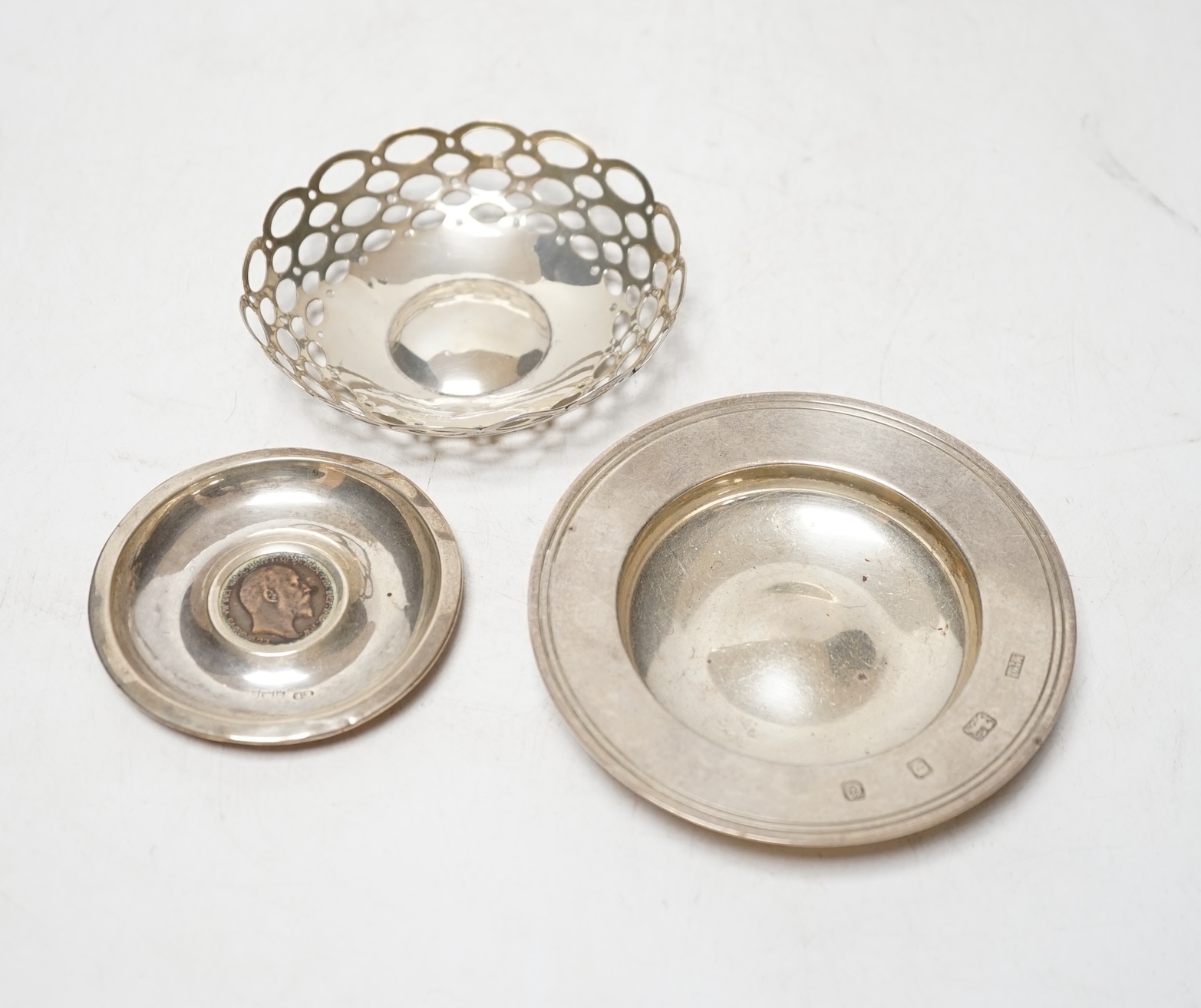 A small circular Armada dish, London 1988, and two other similar dishes. Condition - fair                                                                                                                                   