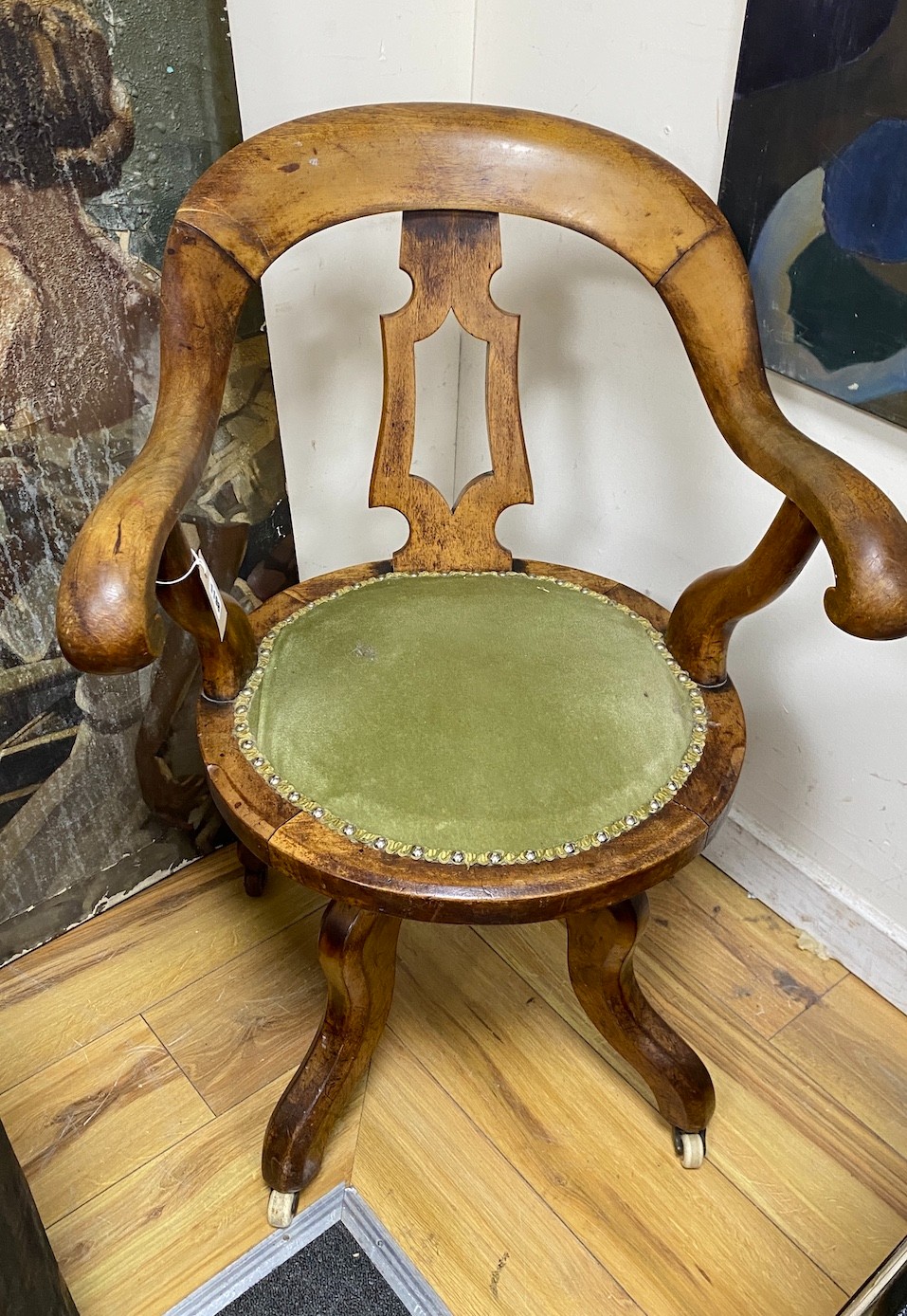 A Victorian mahogany swivel desk chair, width 60cm, depth 48cm, height 88cm                                                                                                                                                 