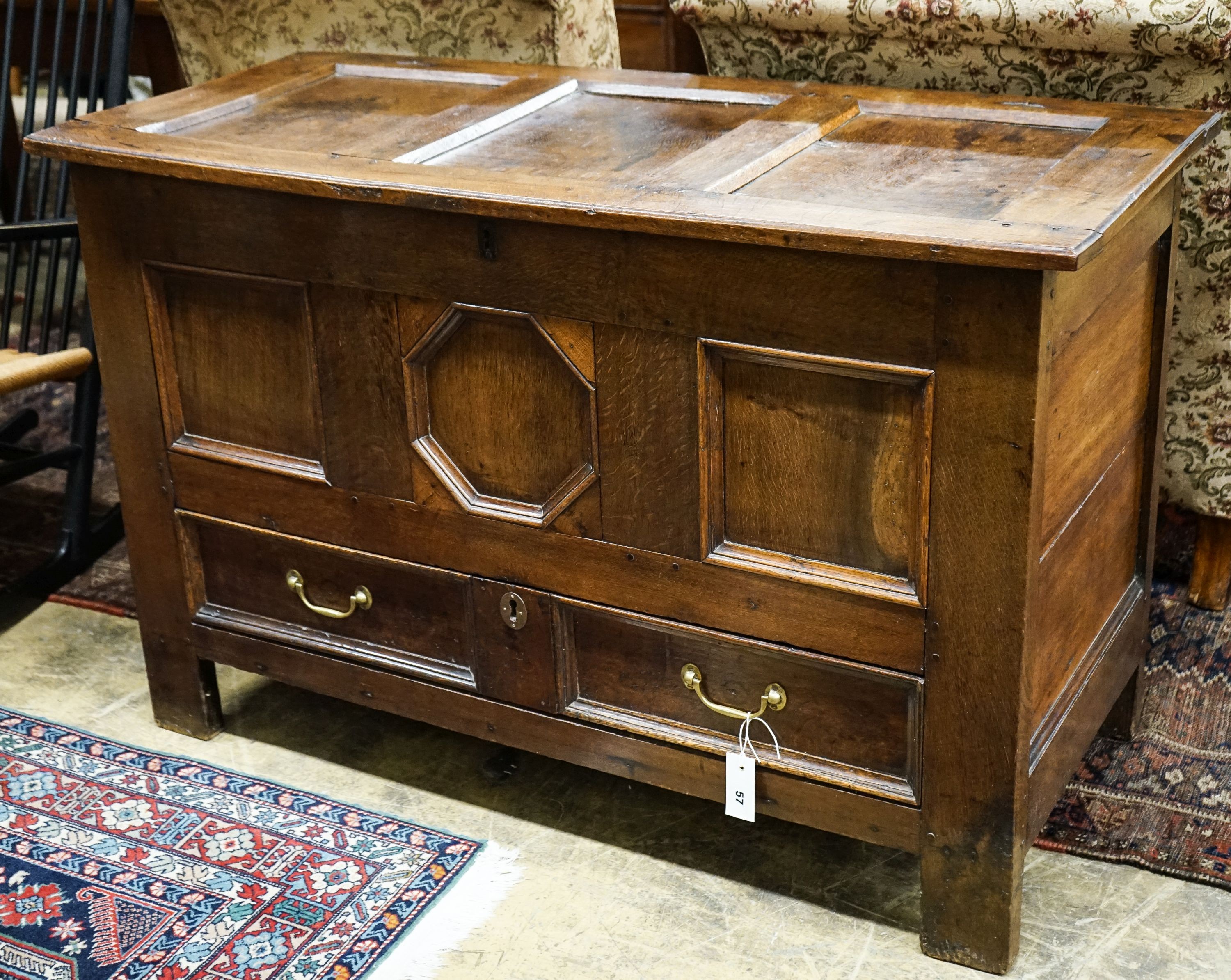 A William and Mary oak mule chest, length 122cm, depth 54cm, height 78cm                                                                                                                                                    