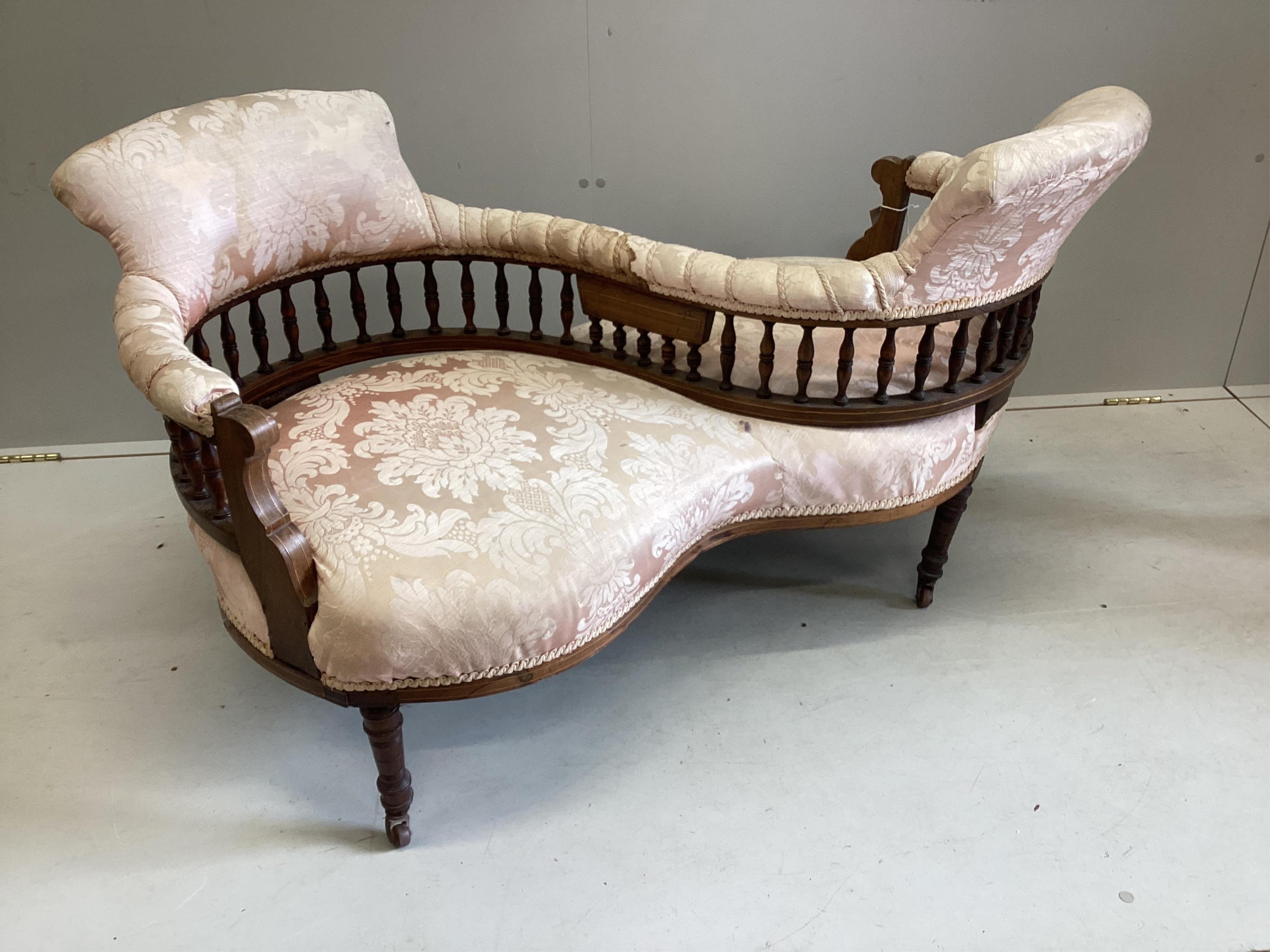 A Victorian conversation seat, width 118cm, depth 80cm, height 70cm. Condition - poor                                                                                                                                       