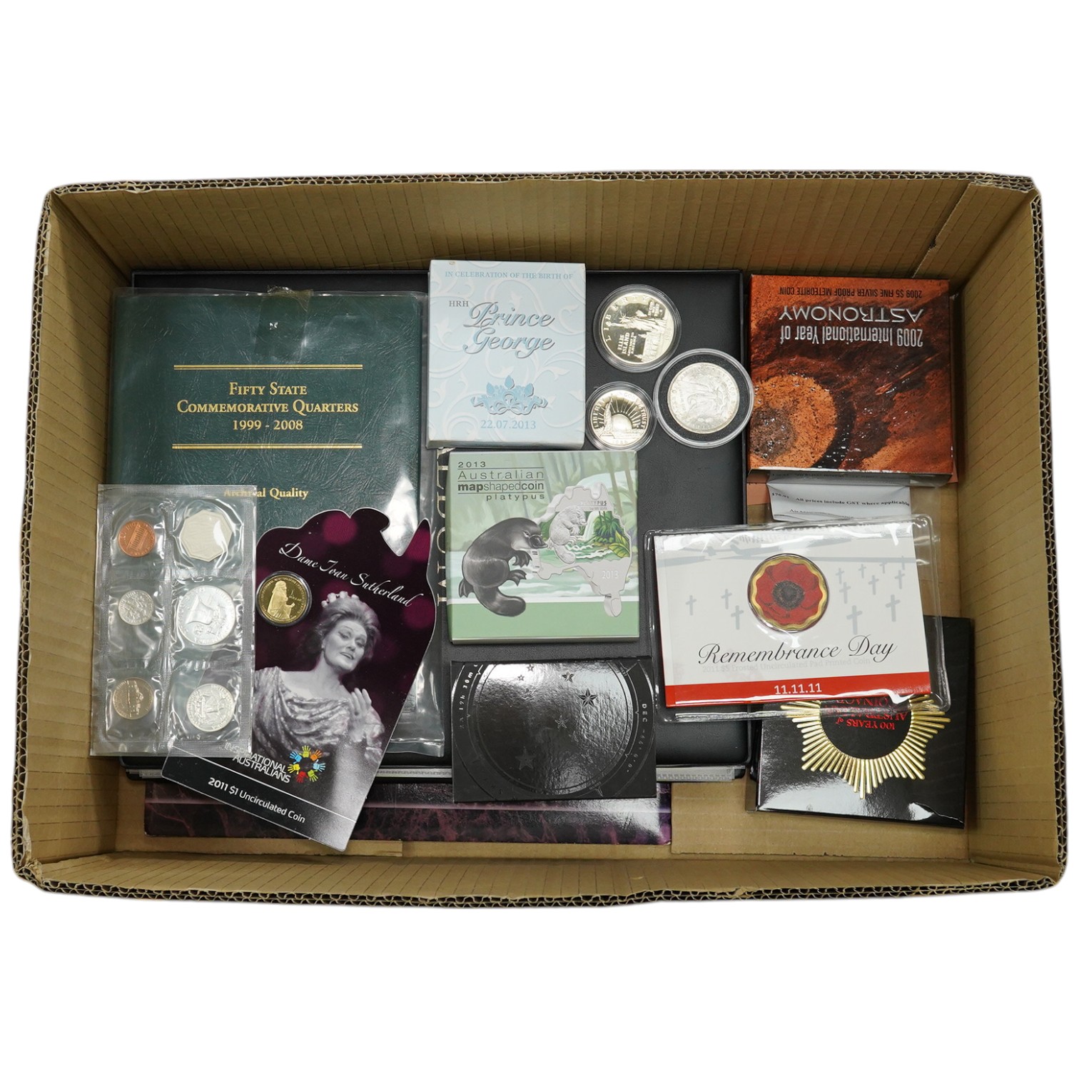 USA and Australian coins, 20th and 21st century, including Morgan dollars, 50 State commemorative quarters 19 99–2008, archival quality, Australia and Perth mint proof silver coins in cases etc., in a box                