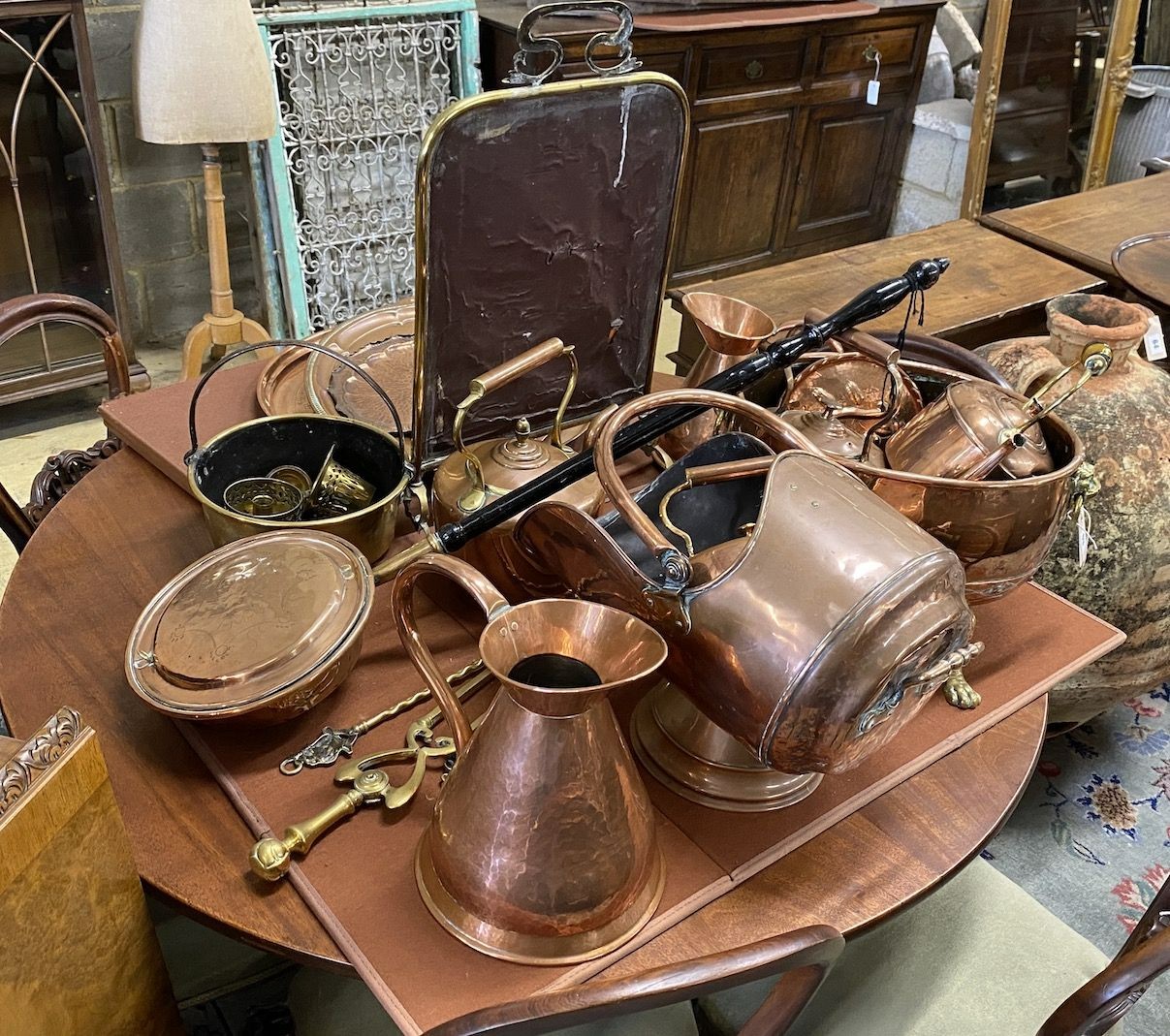 A quantity of Victorian and later copper and brassware                                                                                                                                                                      