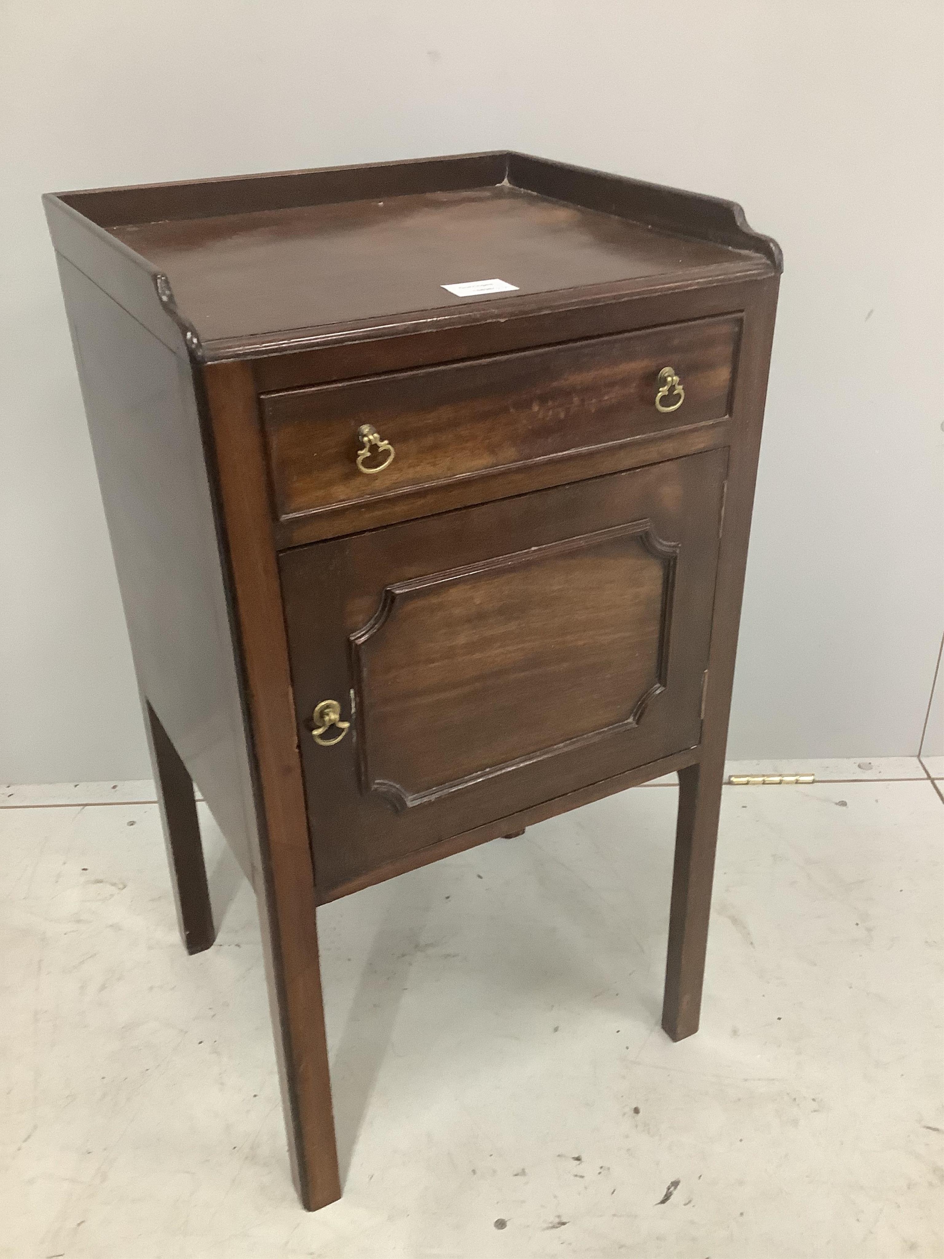 A George III style mahogany bedside cabinet, width 42cm, depth 37cm, height 78cm. Condition - fair                                                                                                                          