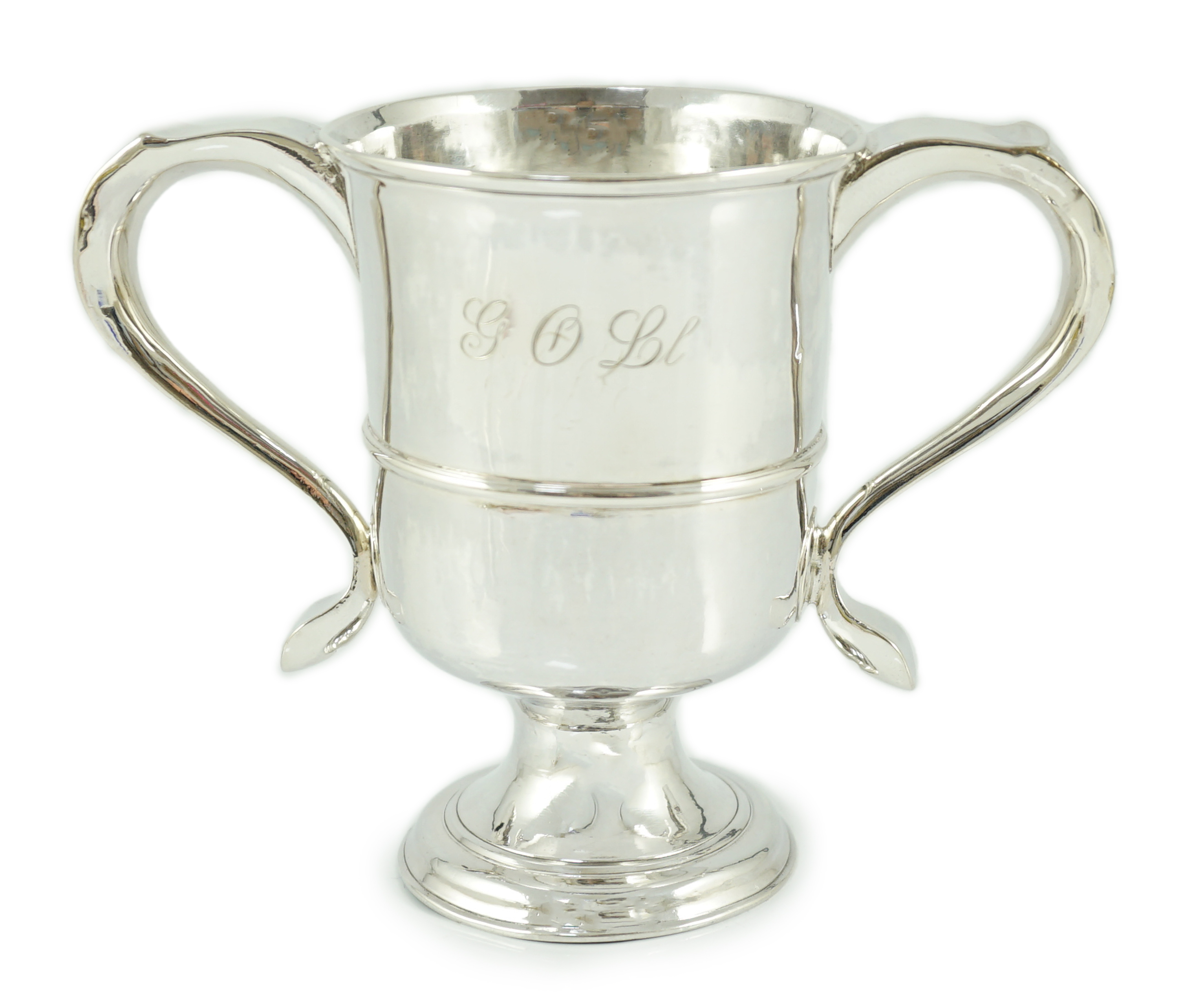 A George III provincial silver two handled pedestal cup, by Langlands & Robertson                                                                                                                                           