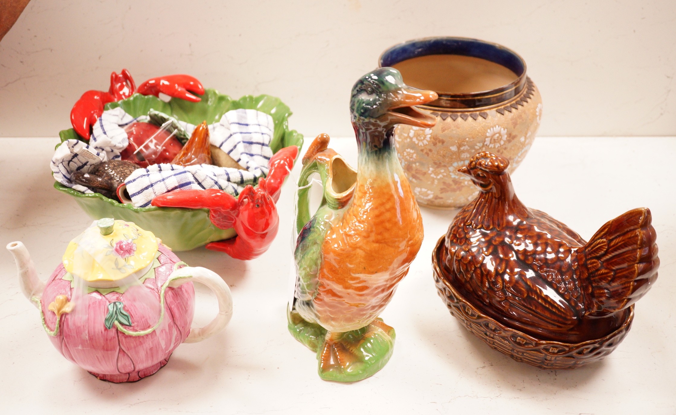Mixed ceramics including a Doulton jardiniere                                                                                                                                                                               