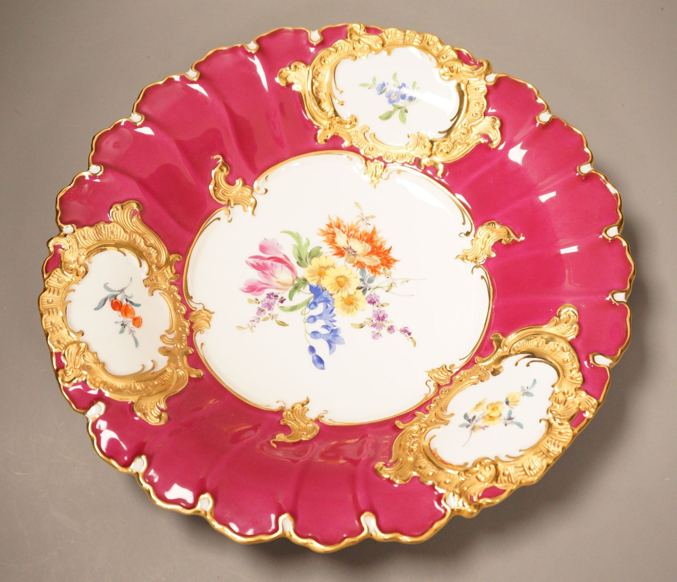 A 20th century Meissen floral and gilt dish, 30cm                                                                                                                                                                           